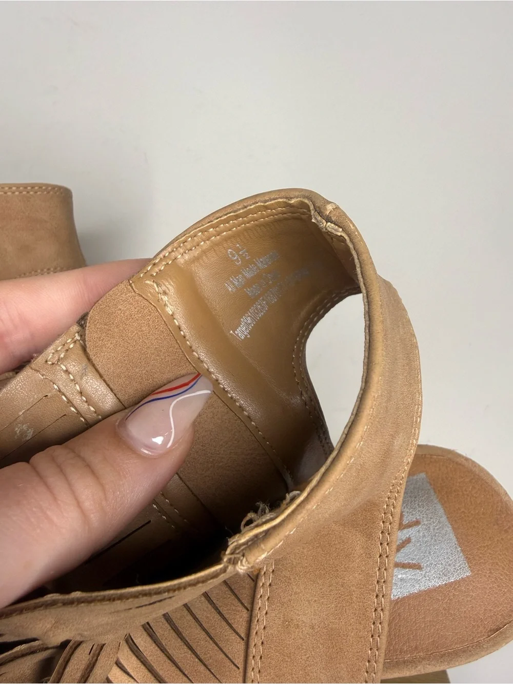 Dolce Vita Women's Tan Suede Peep-Toe Lace-Up Block Heel Sandals